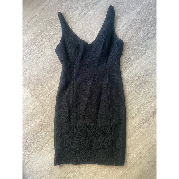 NWOT‎ Trina Turk Black Lace Knee Length Dress Size 6 - Picture 1 of 9